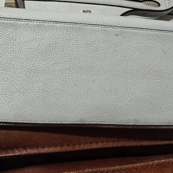 Coach Ivory 2 Way - Picture 2 of 6